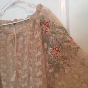 NWOT Free people embroidery detail top
